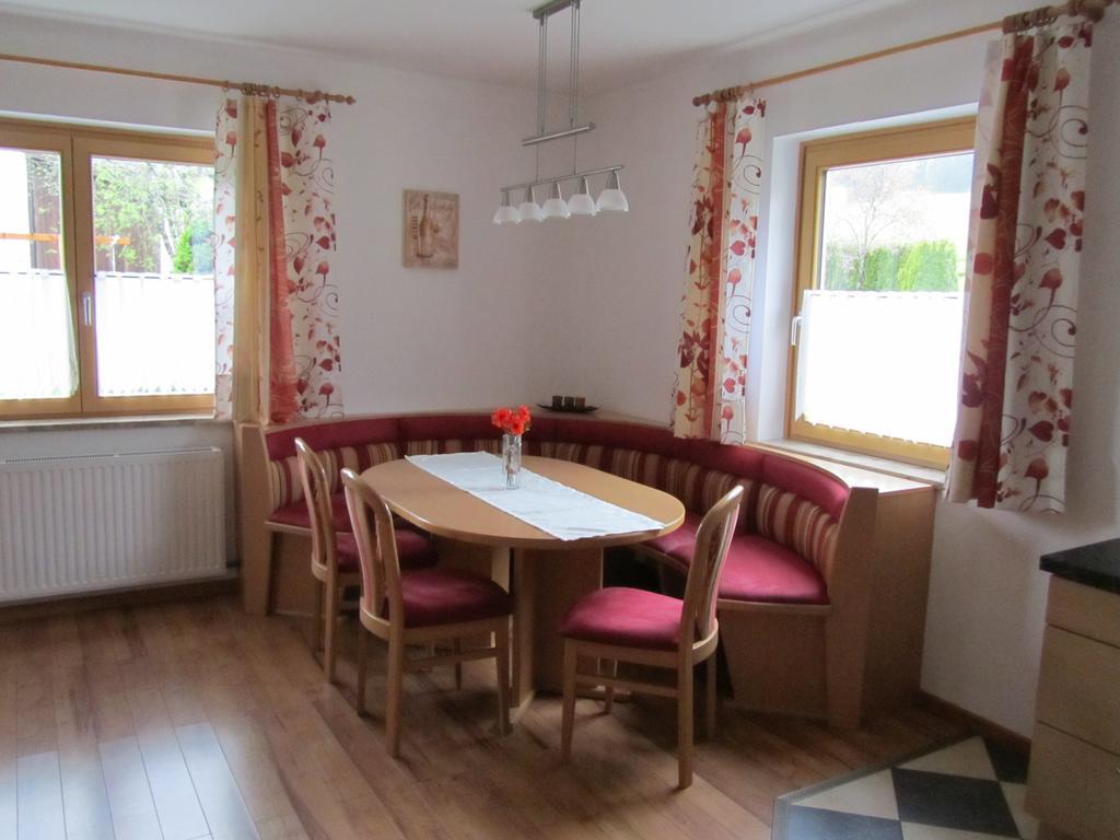 Large Cozy Apartment Grubweg 130 Qm Sankt Martin am Tennengebirge Exterior photo